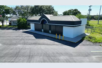 1035 W King Street, Cocoa, FL 32922 - Photo 1