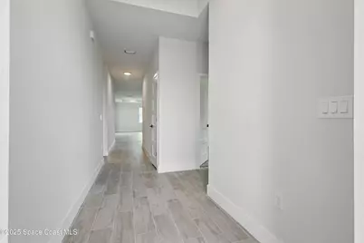 282 Americana Boulevard NW, Palm Bay, FL 32907 - Photo 4