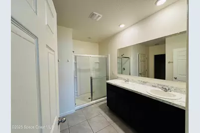 571 Coconut Street SE, Palm Bay, FL 32909 - Photo 12