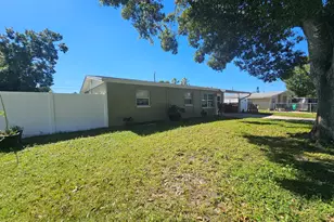 5120 Martin Ln, Melbourne, FL 32904 - Photo 4