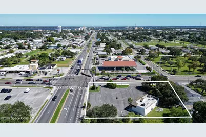 1035 W King Street, Cocoa, FL 32922 - Photo 4
