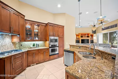 618 Deerhurst Drive, Melbourne, FL 32940 - Photo 32