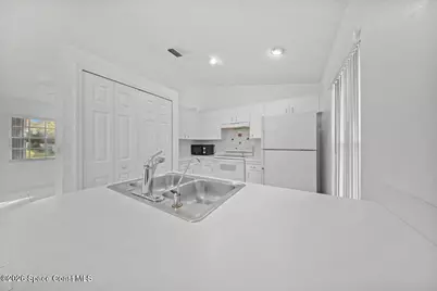 171 Americana Boulevard NE, Palm Bay, FL 32907 - Photo 8