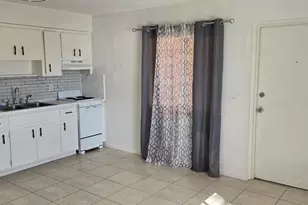 233 San Juan Cir, Melbourne, FL 32935 - Photo 8