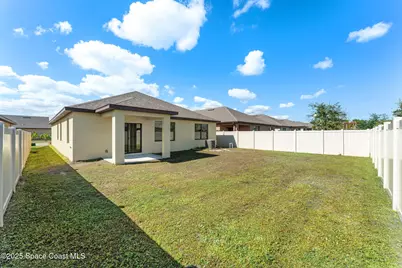 4667 Magenta Isles Drive, Melbourne, FL 32904 - Photo 18