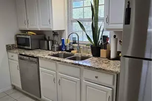 294 Berkshire Ln, Melbourne, FL 32935 - Photo 2