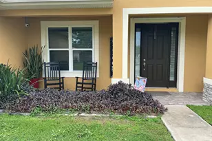 681 SW David Circle SW, Palm Bay, FL 32908 - Photo 4