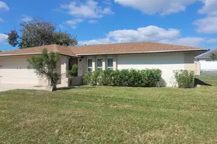 958 Pineland Dr, Rockledge, FL 32955 - Photo 2