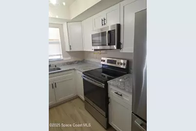 592 N Wickham Road #12, Melbourne, FL 32935 - Photo 8