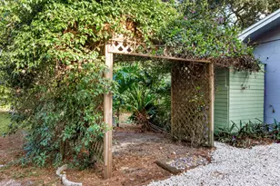 6831 Norman Dr, Melbourne, FL 32904 - Photo 52