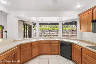 724 Puesta Del Sol Plaza, Indialantic, FL 32903 - Photo 24