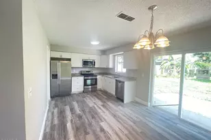 1118 Manatee Dr, Rockledge, FL 32955 - Photo 6