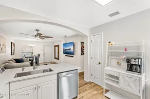 1030 Luminary Cir, Melbourne, FL 32901 - Photo 10