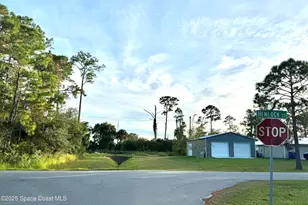 666 Henlock St SE, Palm Bay, FL 32909 - Photo 1