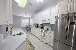 644 Norse St NW, Palm Bay, FL 32907 - Photo 10