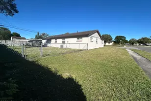 905 Grant Rd, Titusville, FL 32780 - Photo 28