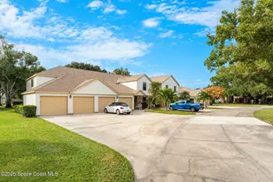 637 Greenwood Village Blvd, West Melbourne, FL 32904 - Photo 2