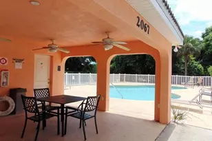 2087 Hidden Grove Ln, Merritt Island, FL 32953 - Photo 4