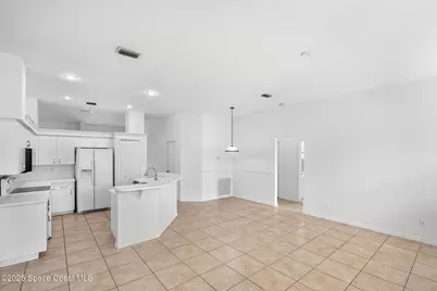 652 Sheridan Woods Drive, Melbourne, FL 32904 - Photo 6