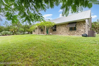 4207 Fortuna Avenue, Grant-Valkaria, FL 32950 - Photo 6