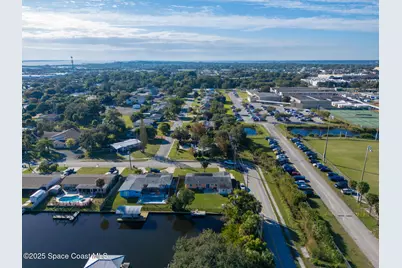 250 Alabama Avenue, Merritt Island, FL 32953 - Photo 32