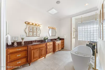 5585 Willoughby Drive, Melbourne, FL 32934 - Photo 6