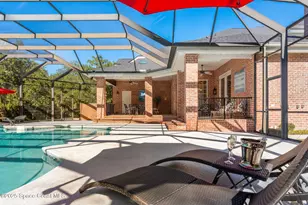 5585 Willoughby Dr, Melbourne, FL 32934 - Photo 2