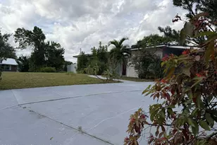 472 Sharon Dr, Melbourne, FL 32935 - Photo 20