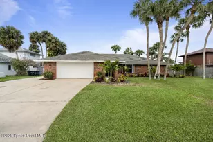 304 Arrowhead Ln, Melbourne Beach, FL 32951 - Photo 2