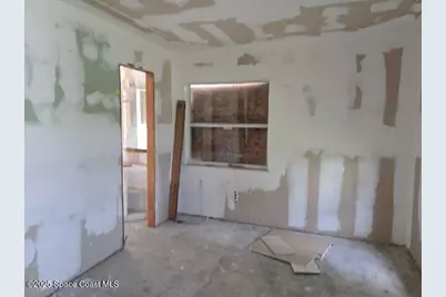 909 Almond Boulevard, Melbourne, FL 32901 - Photo 8