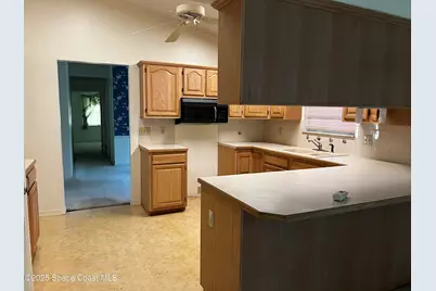 1805 Whispering Oaks Circle, Melbourne, FL 32934 - Photo 6