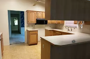 1805 Whispering Oaks Cir, Melbourne, FL 32934 - Photo 6