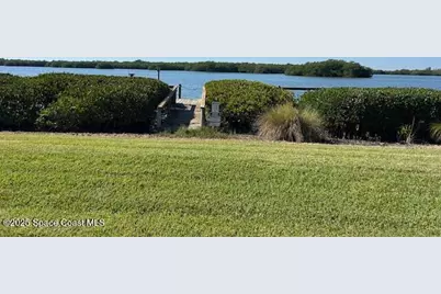 660 S Brevard Avenue #1515, Cocoa Beach, FL 32931 - Photo 4