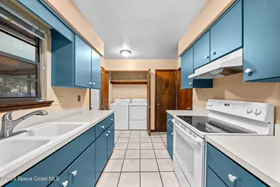 410 Albenga Road NW, Palm Bay, FL 32907 - Photo 10