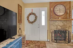 647 Cedar Side Cir NE, Palm Bay, FL 32905 - Photo 4