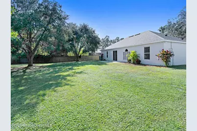 565 White Cap Court NW, Palm Bay, FL 32907 - Photo 6