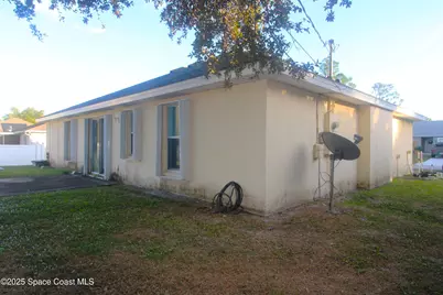 1021 Sablon Street SE, Palm Bay, FL 32909 - Photo 18