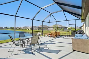 5678 Waterfall Pl, Grant-Valkaria, FL 32949 - Photo 22