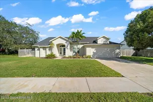 910 Brookshire Cir, Malabar, FL 32950 - Photo 1