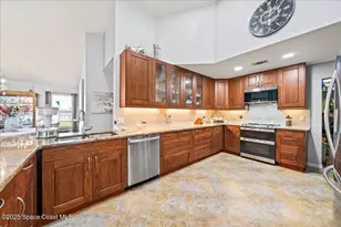 910 Brookshire Cir, Malabar, FL 32950 - Photo 8