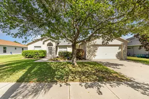 1742 Laramie Cir, Melbourne, FL 32940 - Photo 2