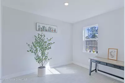 951 Sareta Street SE, Palm Bay, FL 32909 - Photo 12