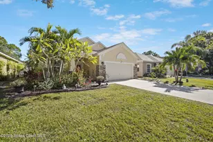 381 Waterside Cir, Titusville, FL 32780 - Photo 2
