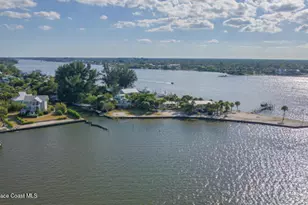 53 Vip Island Island, Grant-Valkaria, FL 32949 - Photo 4