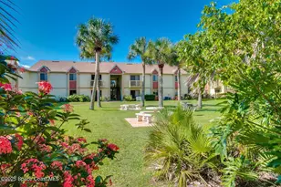 2101 Forest Knoll Dr NE, Palm Bay, FL 32905 - Photo 2