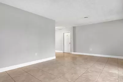 1054 Bali Road, Cocoa Beach, FL 32931 - Photo 8