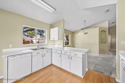 2798 Caitlin Court, Melbourne, FL 32940 - Photo 8