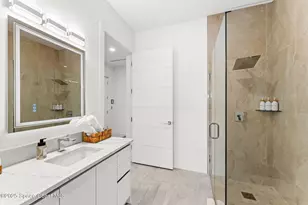 1809 Riverview Dr, Melbourne, FL 32901 - Photo 54