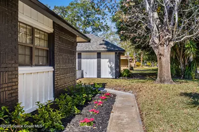 1007 Pineapple Avenue NE, Palm Bay, FL 32905 - Photo 2