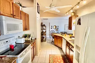 1430 NE Emerson Dr NE, Palm Bay, FL 32907 - Photo 6